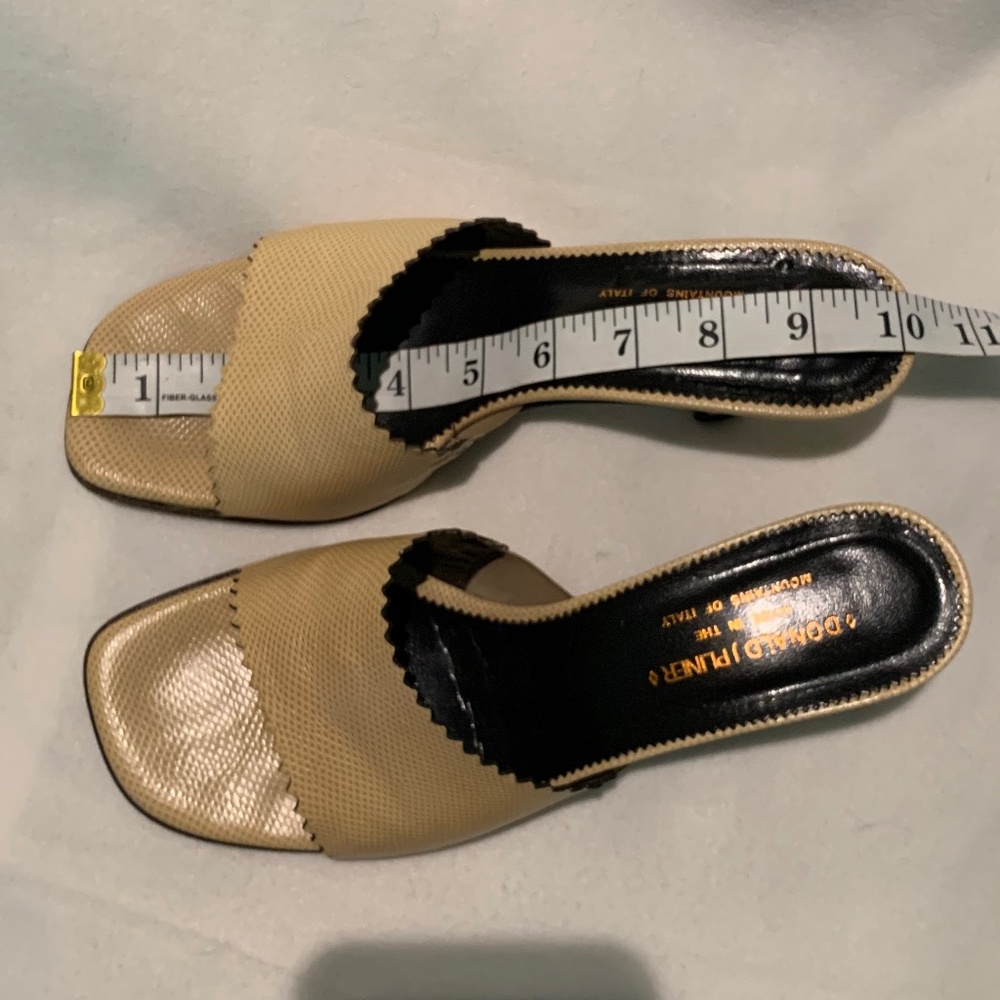 Donald J. Pliner Leather Kitten Heel Mules - Picture 13 of 14